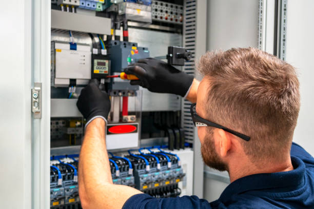 Best Affordable Emergency Electrician  in Crowley, TX